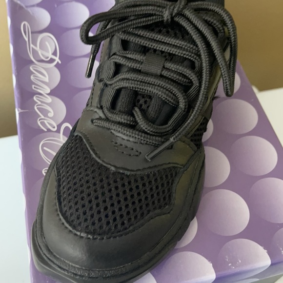 New kid’s Dance Class black jazz sneaker - Picture 3 of 5